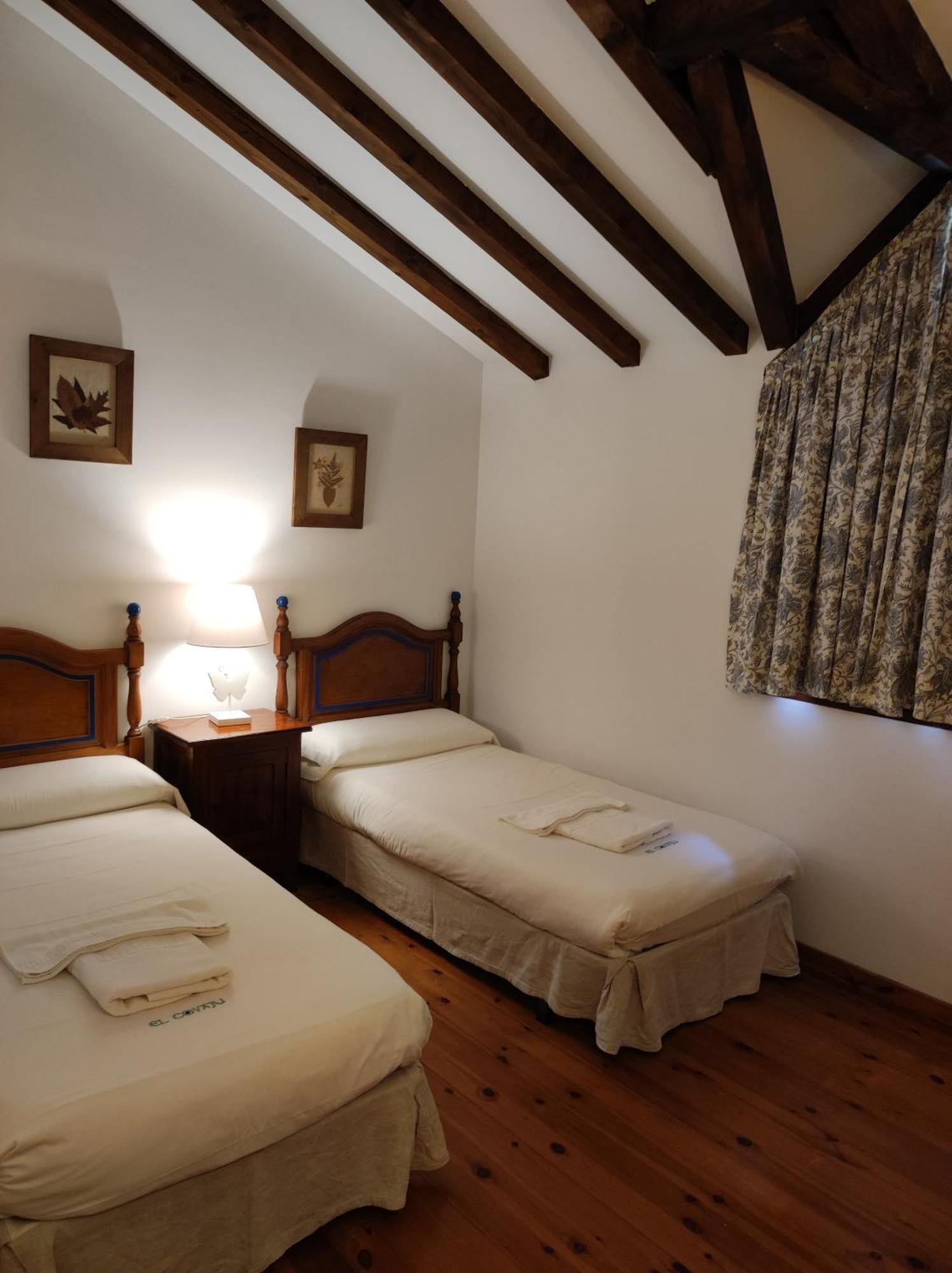 Viviendas Rurales El Covaju * Cabezon de Liebana