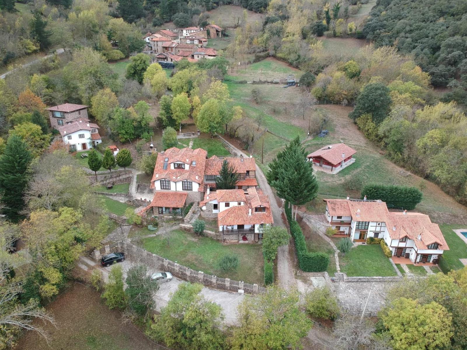 Apartment Viviendas Rurales El Covaju