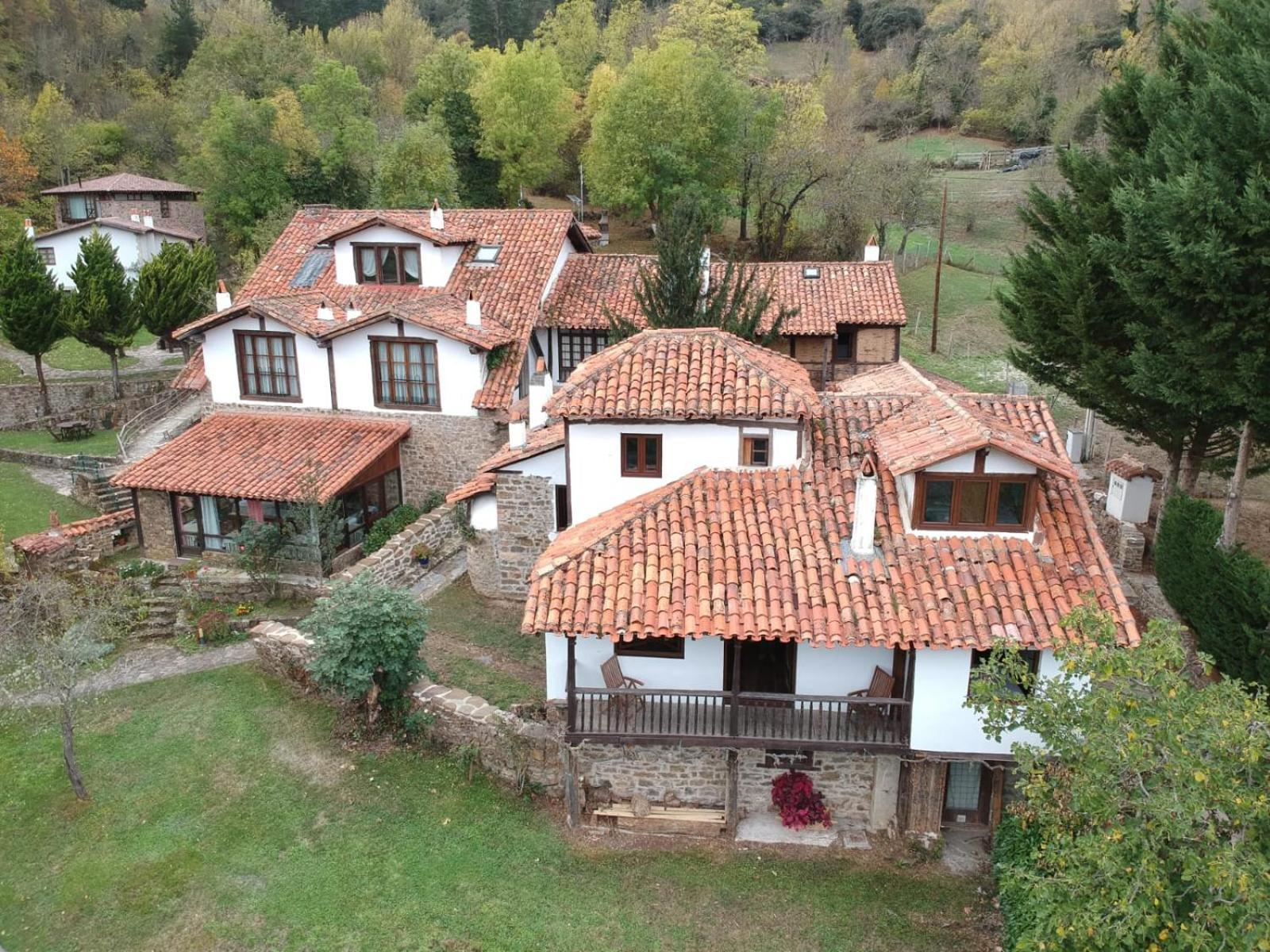 Viviendas Rurales El Covaju Apartment *